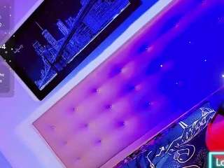 vanessa-hilttom webcam