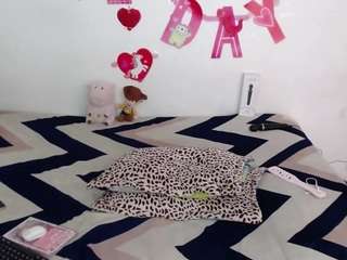 zoe-n live cam profile