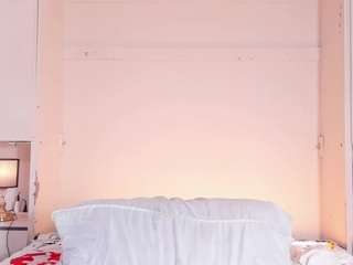 blackandwhiite Live Webcam on CamSoda