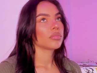  blackandwhiite chat room