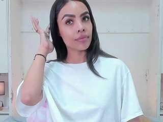 blackandwhiite Live Webcam on CamSoda