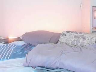 blackandwhiite Live Webcam on CamSoda