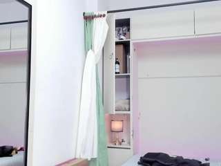 blackandwhiite live webcam show