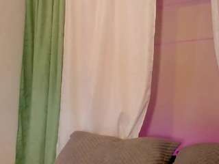 GRACE live webcam show
