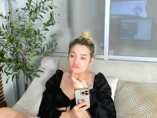 carlaevansyy from camsoda