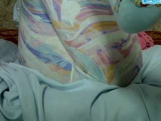 freakyvanilla, female webcam model,  years old, on live webcam