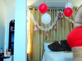 girlamada Live Webcam on CamSoda