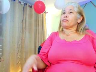  girlamada chat room