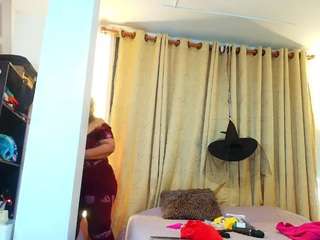 girlamada Live Webcam on CamSoda