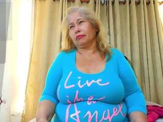 girlamada Live Webcam on CamSoda