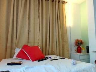 girlamada from CamSoda is Freechat