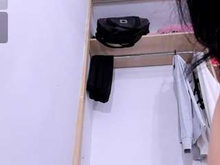 lilitrobins Live Webcam on CamSoda