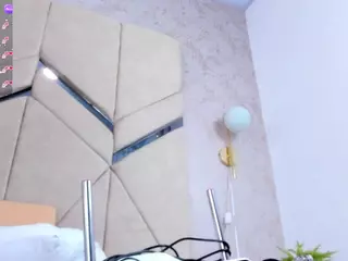 - L I L I T -'s Live Sex Cam Show