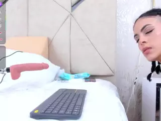 - L I L I T -'s Live Sex Cam Show