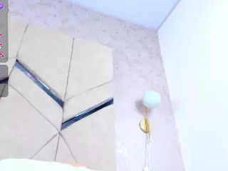 - L I L I T -'s Live Sex Cam Show