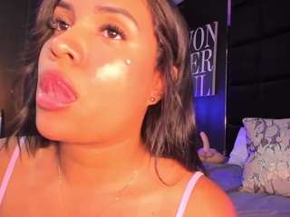 marianaasantos Live Webcam on CamSoda