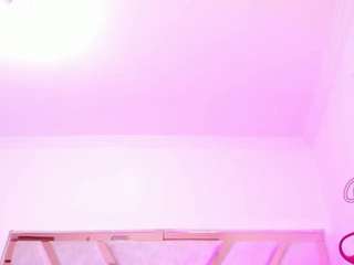 Marianaasantos's cam show statistics and live stream