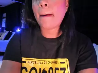 MarianaaSantos's Live Sex Cam Show