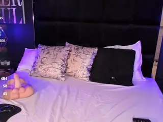 MarianaaSantos's Live Sex Cam Show