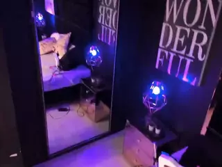 MarianaaSantos's Live Sex Cam Show