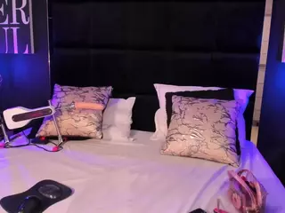 MarianaaSantos's Live Sex Cam Show