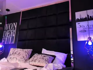MarianaaSantos's Live Sex Cam Show