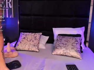 MarianaaSantos's Live Sex Cam Show