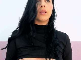 miaquevedo Live Webcam on CamSoda