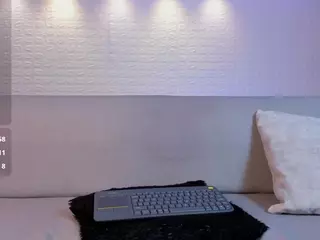 Millyy-Bakerr's Live Sex Cam Show