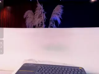 Millyy-Bakerr's Live Sex Cam Show