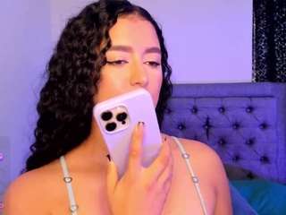 odette-idony's CamSoda show and profile