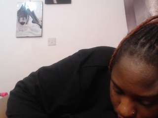 magestictemptress webcam model
