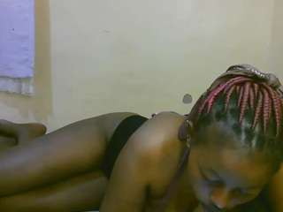 beauty-bellah's CamSoda show and profile