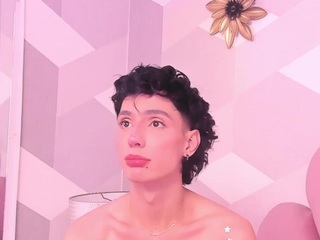 KylieMonet