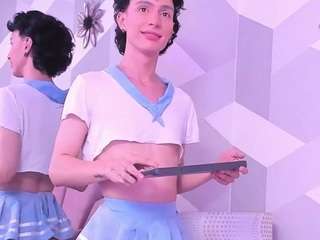KylieMonet