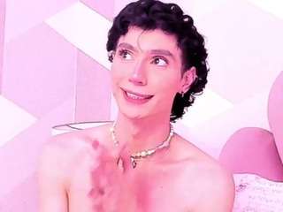 KylieMonet live webcam show