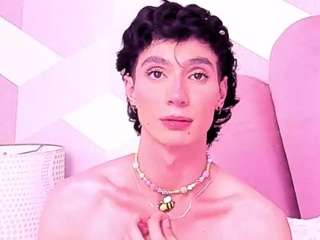 KylieMonet live webcam show