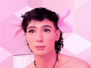 KylieMonet