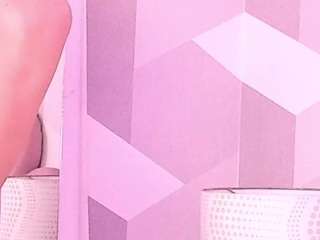 KylieMonet live cam preview