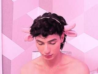 KylieMonet