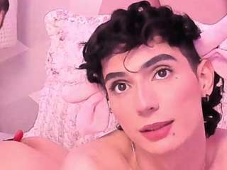 KylieMonet