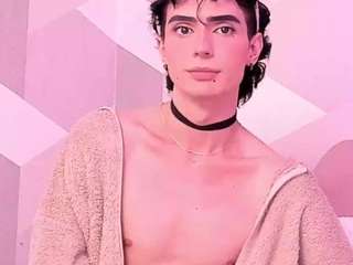 KylieMonet