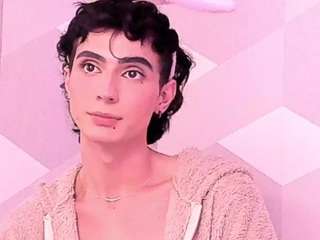 KylieMonet