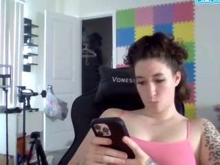 parkernextdoor live cam — amateur, fingers, toys