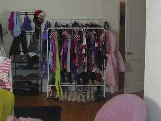 yazminroyal Live Webcam on CamSoda