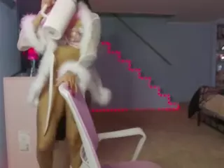 YazminRoyal's Live Sex Cam Show