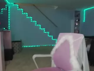 YazminRoyal's Live Sex Cam Show