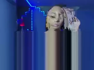 YazminRoyal's Live Sex Cam Show