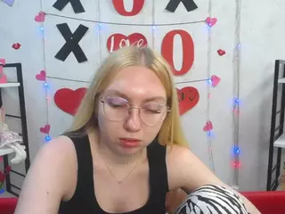 BeatriceFly's Live Sex Cam Show