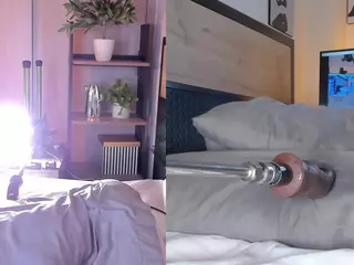Cinnamon Afrodit's Live Sex Cam Show